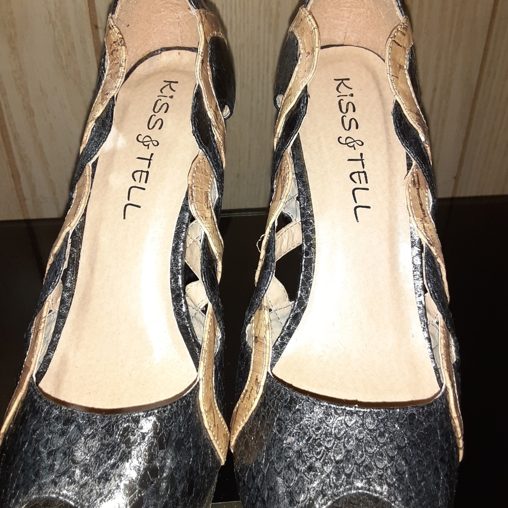 Gorgeous Navy and Beige Heels.